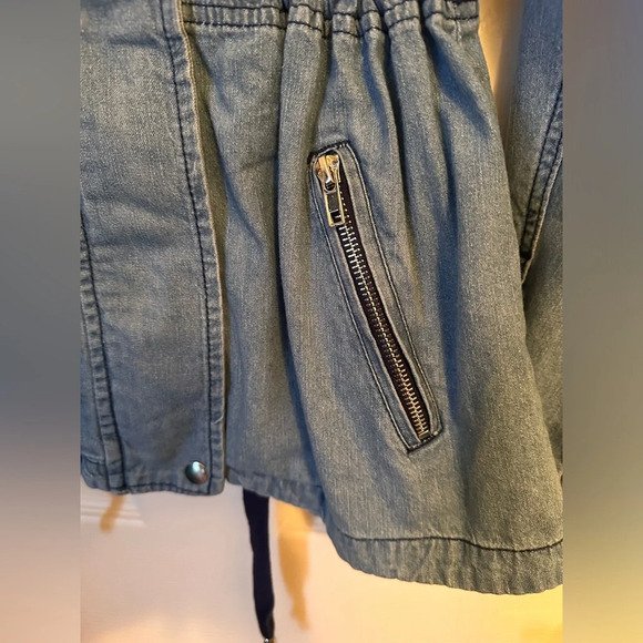 Women’s Vintage Cotton Chambray Zip Jacket With Hood - Picture 10 of 10